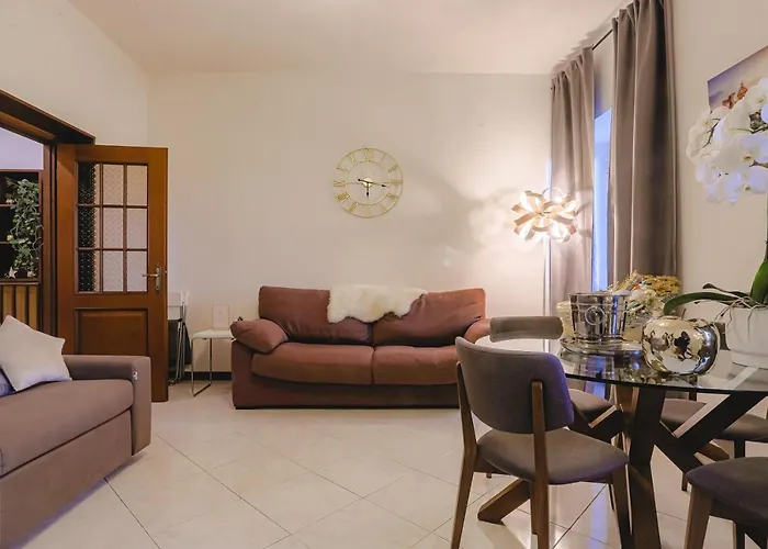 Stella Luxury House