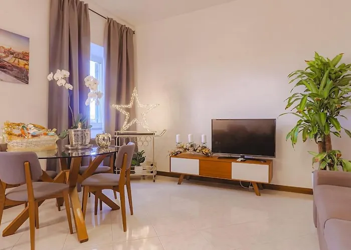 Stella Luxury House